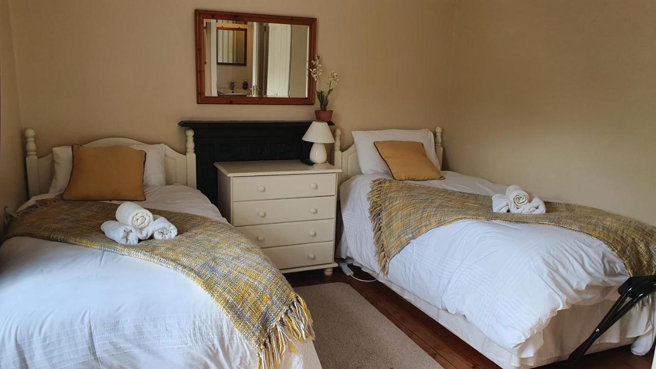 The Village Bed And Breakfast Cushendall Extérieur photo